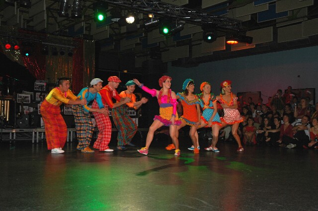 min 2005 11 12 fous swing 186